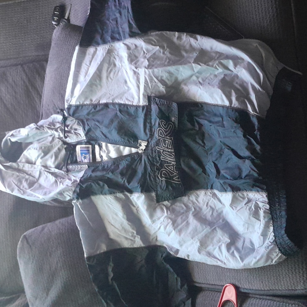Los Angeles Raiders lightweight Windbreaker. Hooded